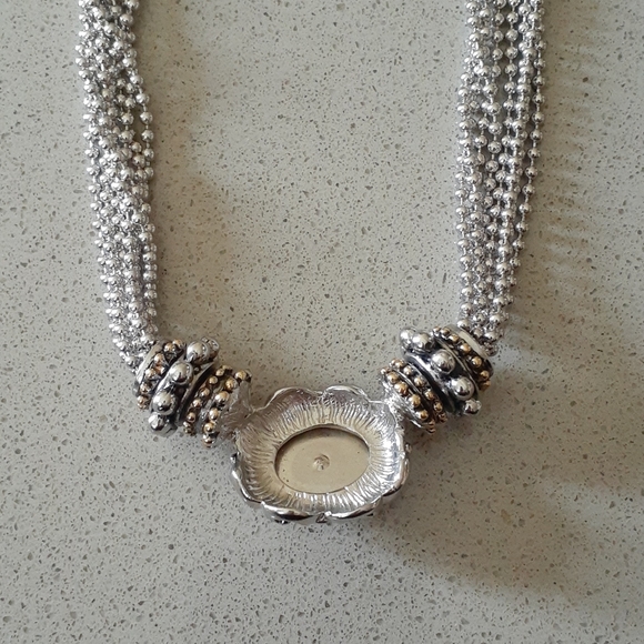 Silver Tone - Pendant Style Necklace - Picture 6 of 6